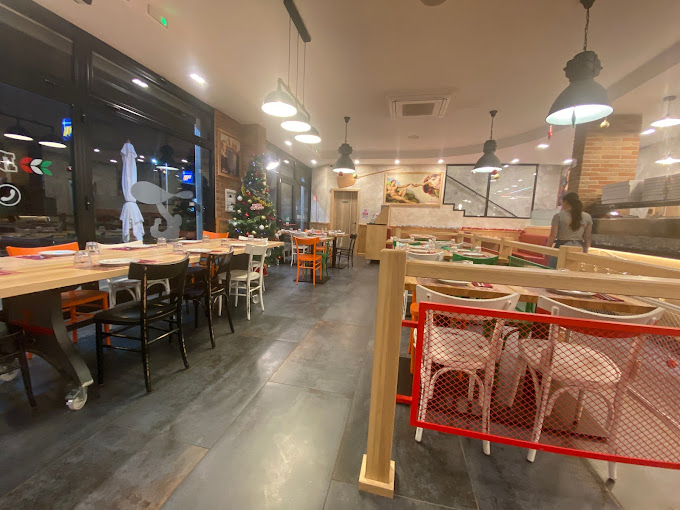 Pizzeria